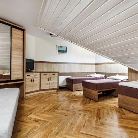 בית הארחה Wielorybek 3*