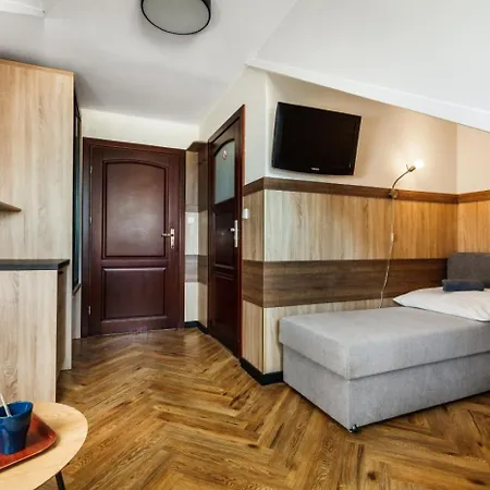 Wielorybek בית הארחה 3*