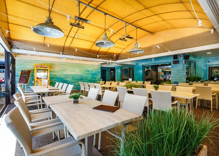 招待所 Wielorybek